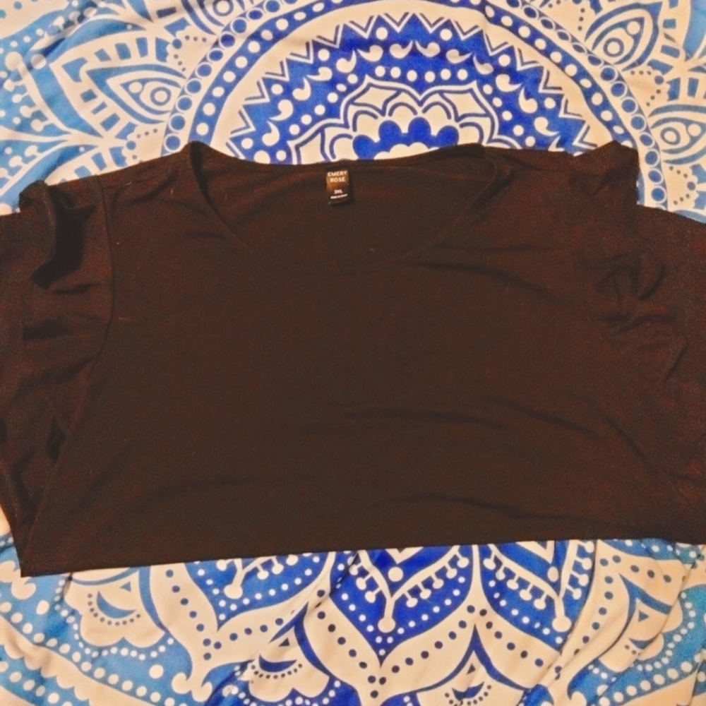 Emery Rose T shirt, with ruffle sleeve.